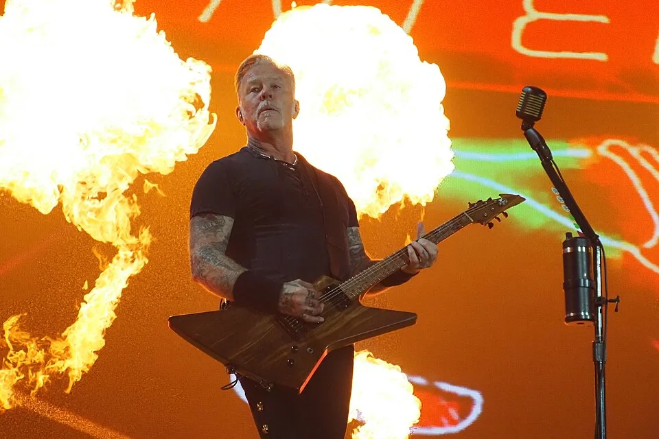 James Hetfield performing with pyrotechnics on M72 World Tour